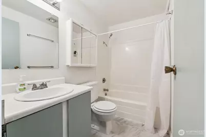 5806 200th Street SW #F, Lynnwood, WA 98036 - Photo 17