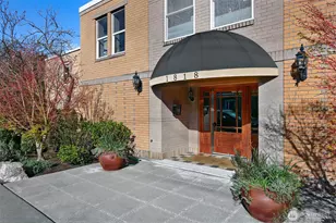 1818 Bigelow Ave N, Seattle, WA 98109 - Photo 31