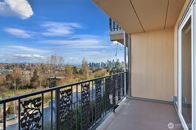 1818 Bigelow Avenue N #301, Seattle, WA 98109 - Photo 33