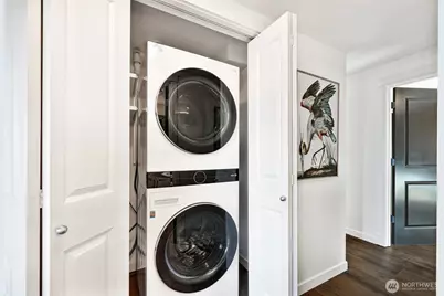 1818 Bigelow Avenue N #301, Seattle, WA 98109 - Photo 23