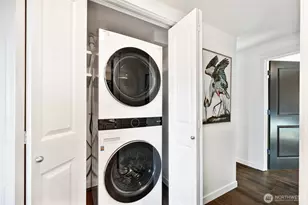 1818 Bigelow Ave N, Seattle, WA 98109 - Photo 23