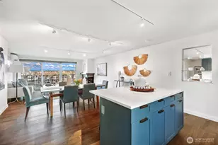 1818 Bigelow Ave N, Seattle, WA 98109 - Photo 5