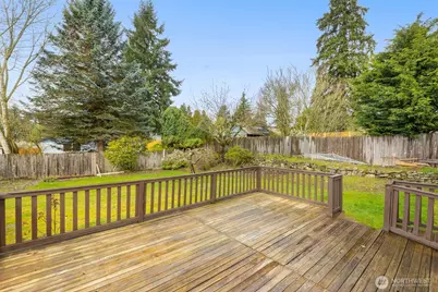 20401 25th Avenue NE, Shoreline, WA 98155 - Photo 15