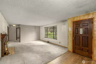 20401 25th Ave NE, Shoreline, WA 98155 - Photo 3