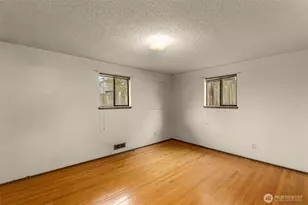 20401 25th Ave NE, Shoreline, WA 98155 - Photo 11