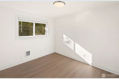 845 Kirkland Way, Kirkland, WA 98033 - Photo 29