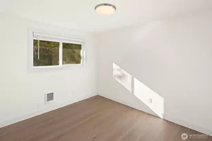 845 Kirkland Way, Kirkland, WA 98033 - Photo 29