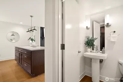 3636 Palatine Avenue N #Unit A, Seattle, WA 98103 - Photo 9