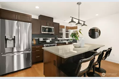 3636 Palatine Avenue N #Unit A, Seattle, WA 98103 - Photo 7