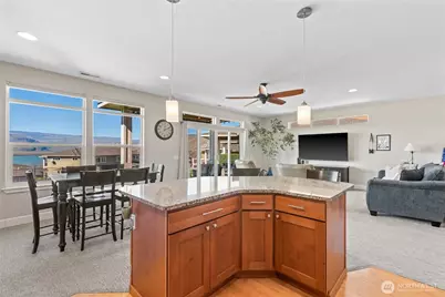 9116 Red Hawk Lane NW, Quincy, WA 98848 - Photo 7