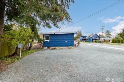 119 N 3rd Street, La Conner, WA 98257 - Photo 9