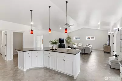 6127 70th Street NE, Marysville, WA 98270 - Photo 7