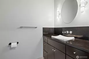 8503 S 259th St, Kent, WA 98030 - Photo 7