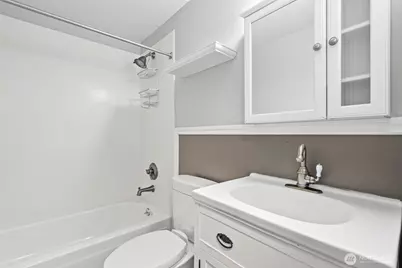 8503 S 259th Street #D31, Kent, WA 98030 - Photo 15