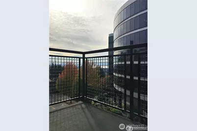 3104 Western Avenue #513, Seattle, WA 98121 - Photo 3