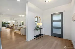 10317 Sand Point Way NE, Seattle, WA 98125 - Photo 3