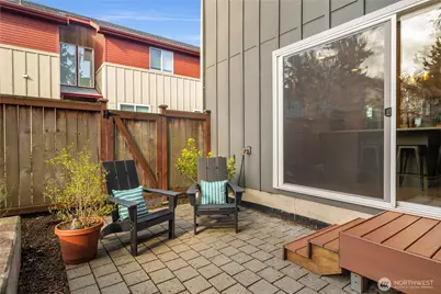 10317 Sand Point Way NE, Seattle, WA 98125 - Photo 37