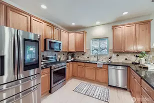 20402 124th Ave NE, Bothell, WA 98011 - Photo 7