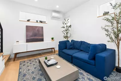 10354 Wallingford Ave N #B, Seattle, WA 98133 - Photo 3