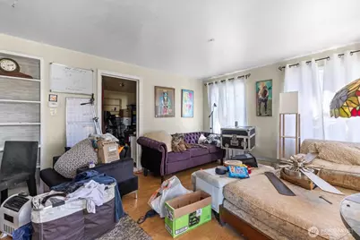 14022 Roslyn Place N, Seattle, WA 98133 - Photo 23