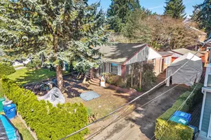 14022 Roslyn Pl N, Seattle, WA 98133 - Photo 29