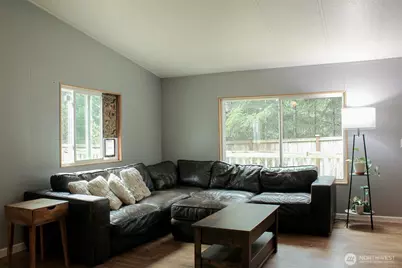521 NE Larson Lake Rd, Belfair, WA 98528 - Photo 5