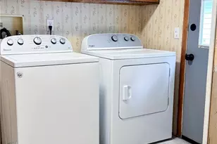 521 NE Larson Lake Rd, Belfair, WA 98528 - Photo 11