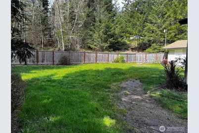521 NE Larson Lake Rd, Belfair, WA 98528 - Photo 31