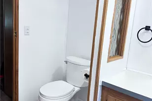 521 NE Larson Lake Rd, Belfair, WA 98528 - Photo 15