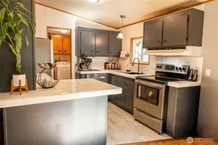 521 NE Larson Lake Rd, Belfair, WA 98528 - Photo 9