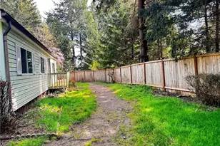 521 NE Larson Lake Rd, Belfair, WA 98528 - Photo 31