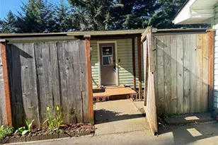 521 NE Larson Lake Rd, Belfair, WA 98528 - Photo 23