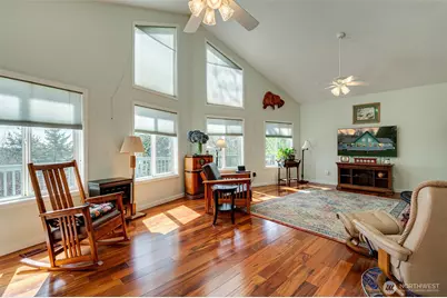 185 Coronet Drive, Ariel, WA 98603 - Photo 9