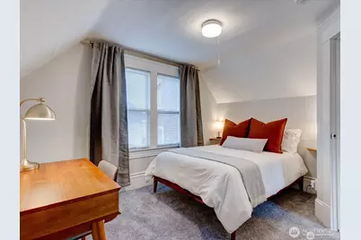 1626 39th Avenue E, Seattle, WA 98112 - Photo 25