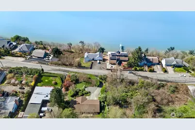 7821 East Side Drive NE, Tacoma, WA 98422 - Photo 31