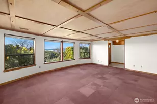 7821 East Side Dr NE, Tacoma, WA 98422 - Photo 17