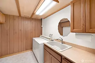 7821 East Side Dr NE, Tacoma, WA 98422 - Photo 21