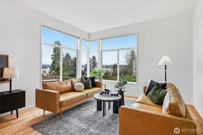 5208 S Willow Street, Seattle, WA 98118 - Photo 3