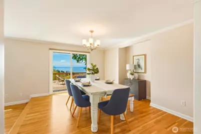 8910 56th Place W, Mukilteo, WA 98275 - Photo 9