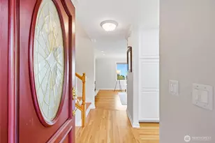 8910 56th Pl W, Mukilteo, WA 98275 - Photo 5