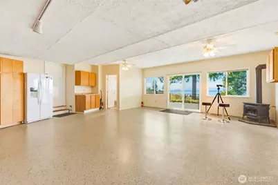 8910 56th Place W, Mukilteo, WA 98275 - Photo 29