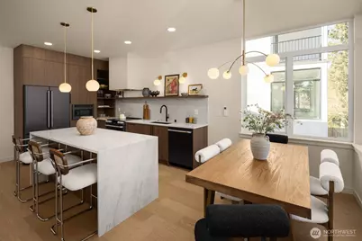 14031 Densmore Avenue N, Seattle, WA 98133 - Photo 3