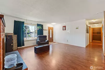 812 3rd Avenue NE, Chehalis, WA 98532 - Photo 9