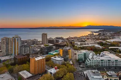 2510 6th Avenue #3705, Seattle, WA 98121 - Photo 3