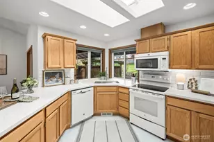 5203 53rd St W, University Place, WA 98467 - Photo 11