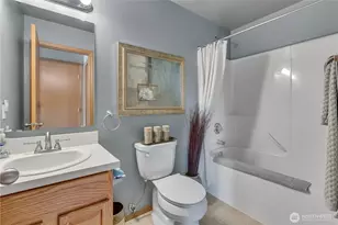 1013 Riddell Ave NE, Orting, WA 98360 - Photo 19