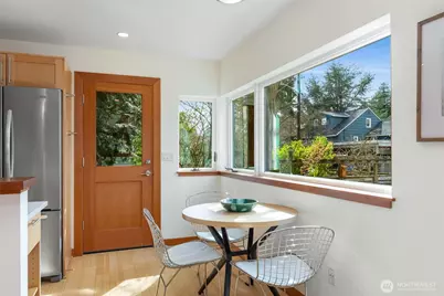 8049 44th Avenue NE, Seattle, WA 98115 - Photo 11