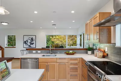 8049 44th Avenue NE, Seattle, WA 98115 - Photo 9