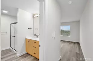 15613 Admiralty Way, Lynnwood, WA 98087 - Photo 9