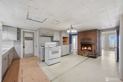 5224 Lowell Larimer Road, Everett, WA 98208 - Photo 11